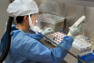 The Use of Artificial Intelligence in the Discovery of New Drugs and the Development of Vaccines