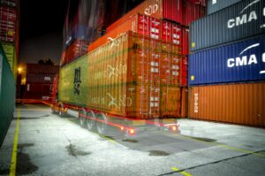 Smart Supply Chains: How Artificial Intelligence Improves Logistics